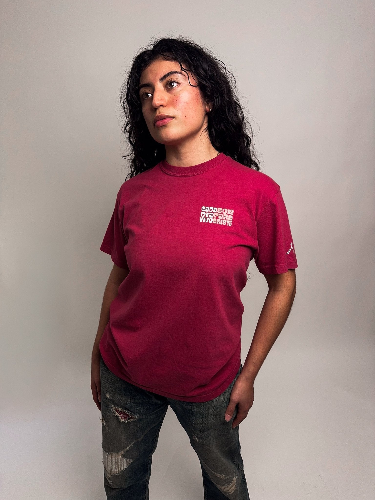 CADA DÍA VIVO TEE – Faith - Based Apparel by Ebenezer 712